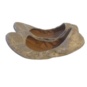 Lucky Brand stretch flats cream + gold never worn size 9.5